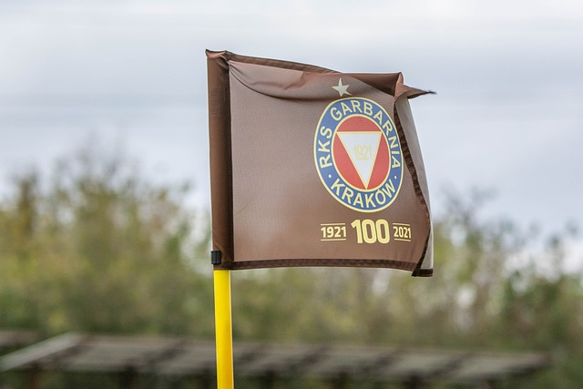 作为现代足 作为现代足