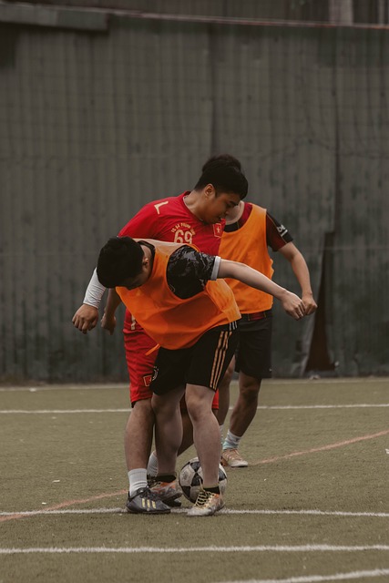 他们造犯规 他们造犯规